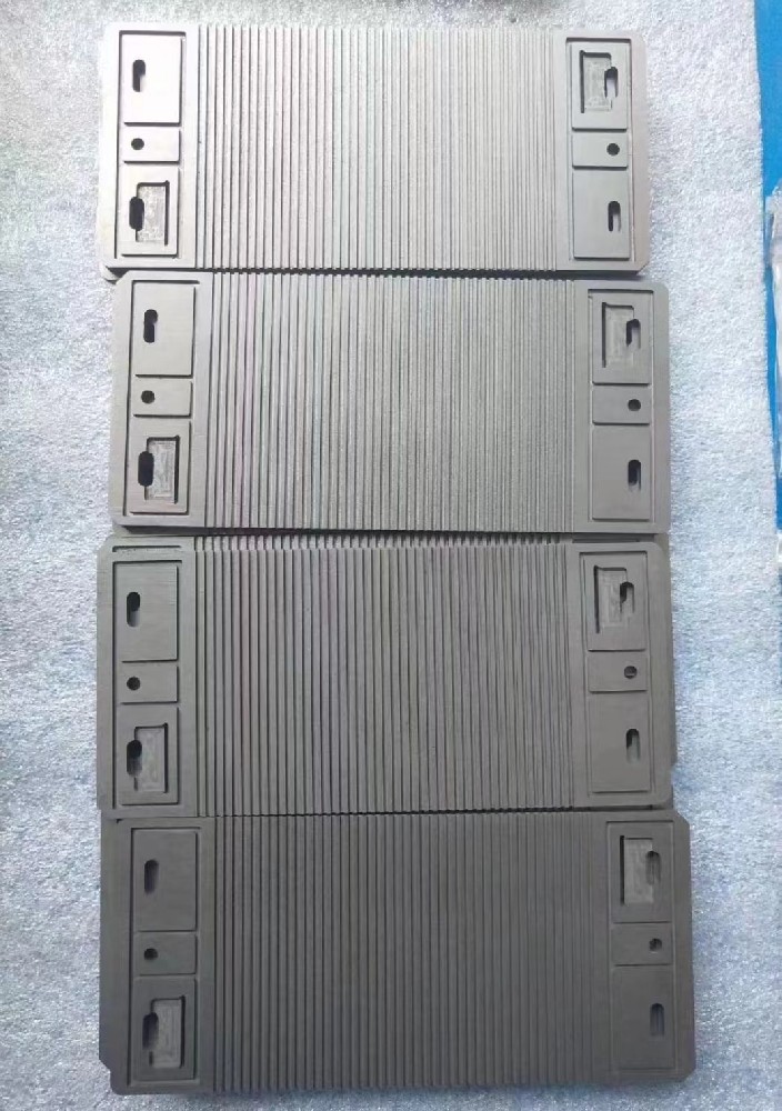 石墨板
